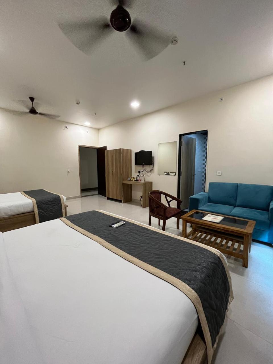 Kavana Hotel Varanasi